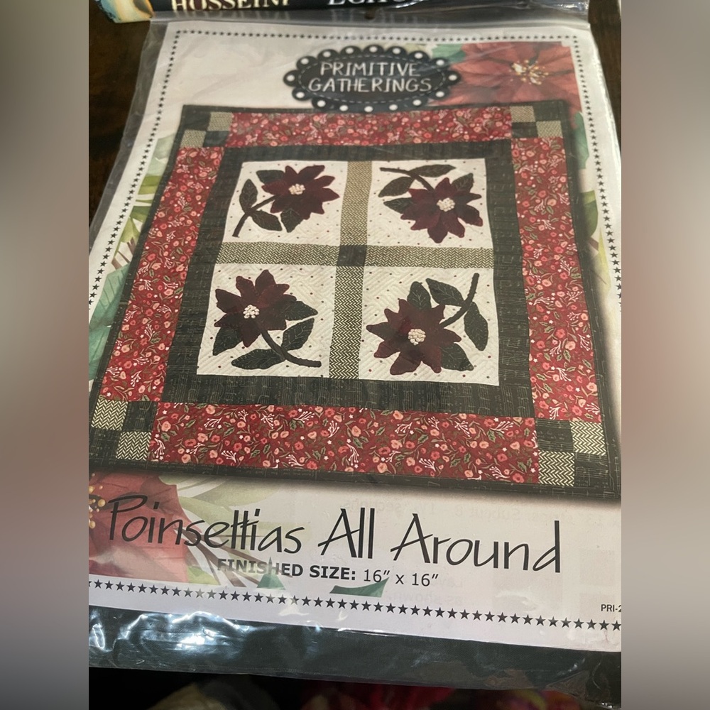 Primitive Gatherings Poinsettias Quilt Pattern